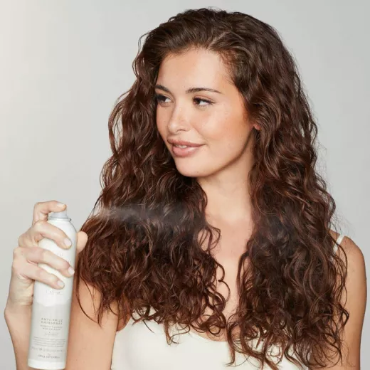 PAUL MITCHELL Awapuhi Wild Ginger Elektriklenme Önleyici ve Orta Tutucu Sabitleyici Sprey 307ml
