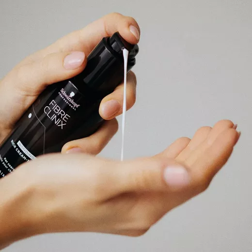 Schwarzkopf Fibre Clinix Bonding Rich Cream-to-Oil Kalın Telli Saçlar İçin Krem Bakım Yağı 100ml