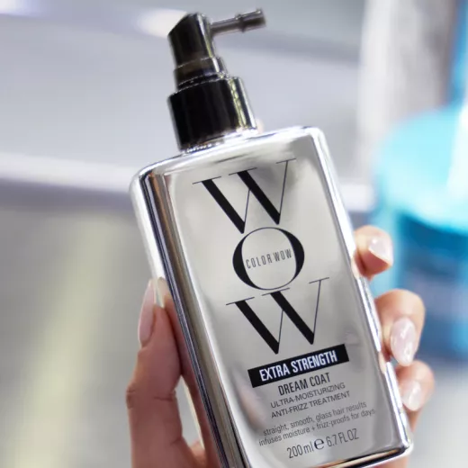 Color WOW Dream Coat Extra Strength Aşırı Kuru/Kıvırcık Saçlar İçin Su Geçirmez Cam Kaplama İksiri 200ml