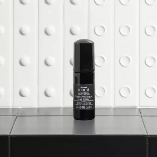 DAVINES Oi Souffle Yumuşaklık ve Hacim Köpüğü Mini 50ml