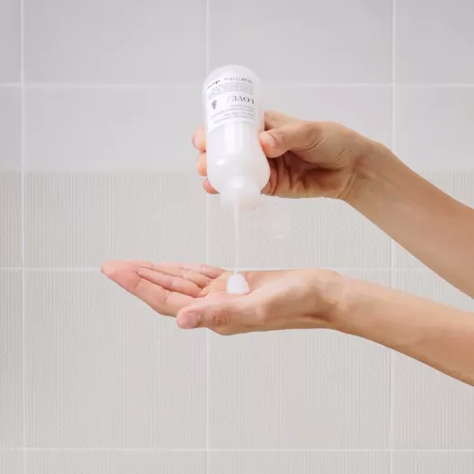 DAVINES Love Curl Kıvırcık ve Dalgalı Saçlar İçin Durulanmayan Bukle Belirginleştirici Krem 150ml