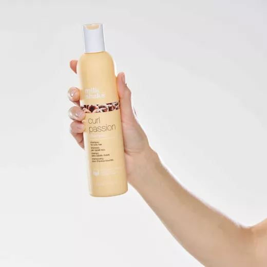 milkshake Curl Passion Kıvırcık Saçlar İçin Bukle Belirginleştirici Şampuan 300ml