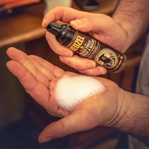 Reuzel Beard Foam Clean & Fresh Durulanmayan Sakal Temizleme Köpüğü 70ml