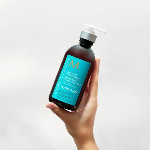 Moroccanoil Hydration Kuru Saçlar İçin Durulanmayan Nemlendirici Şekillendirici Krem 300ml