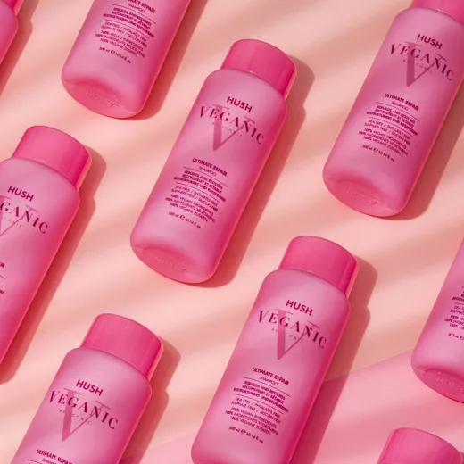 HUSH Veganic Ultimate Repair Yıpranmış Saçlar İçin Onarıcı Sülfatsız Şampuan 300ml